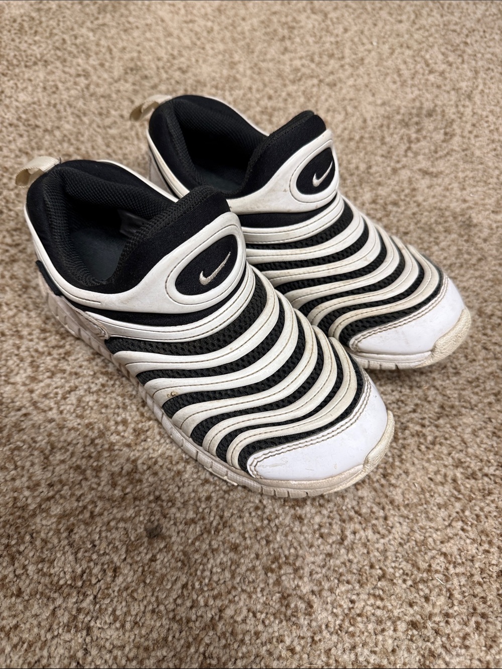 Nike Kids Black and White Slip-On Wave Sneakers